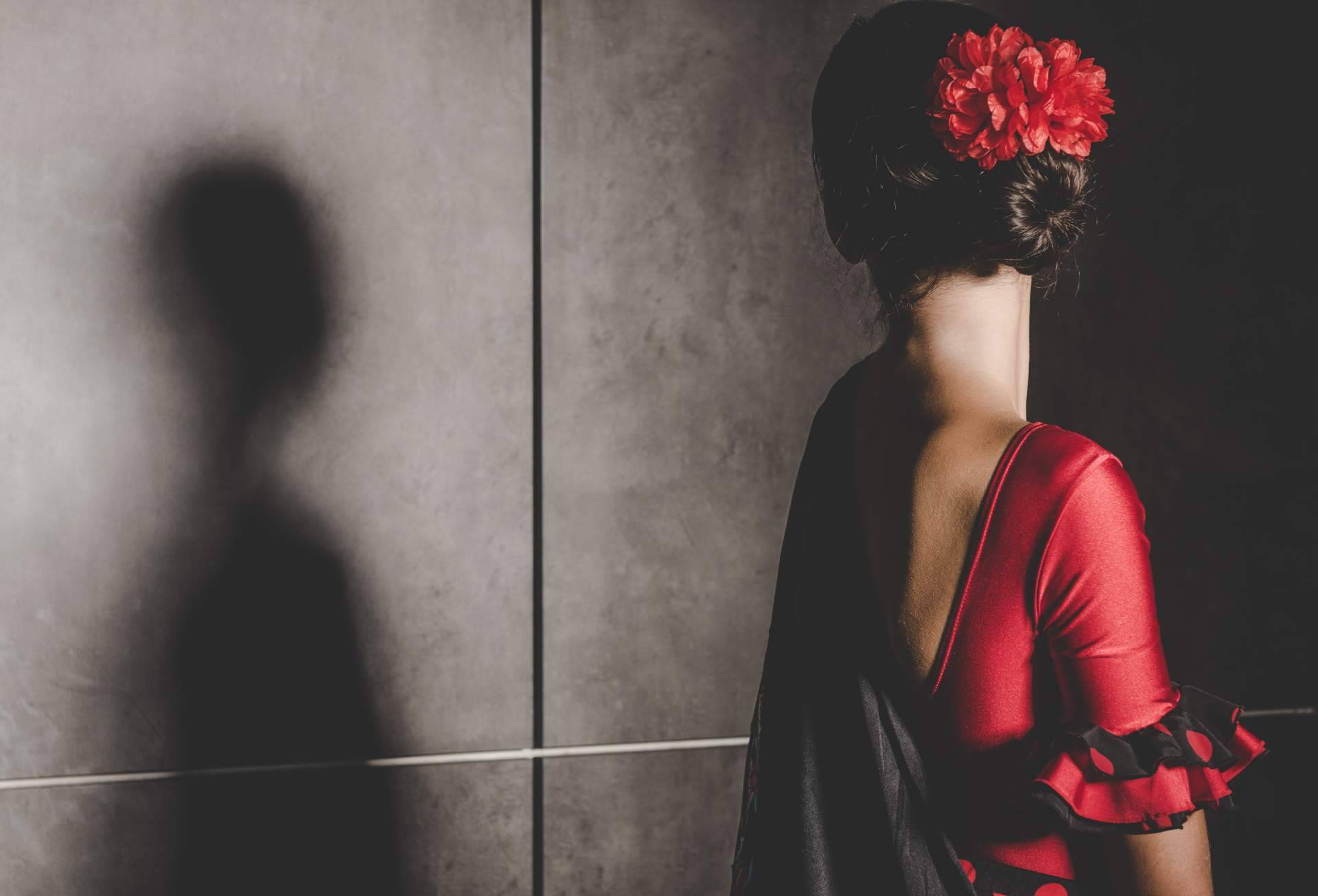 ¿Cómo elegir la peina flamenca perfecta para el look de feria con Viva La Feria?