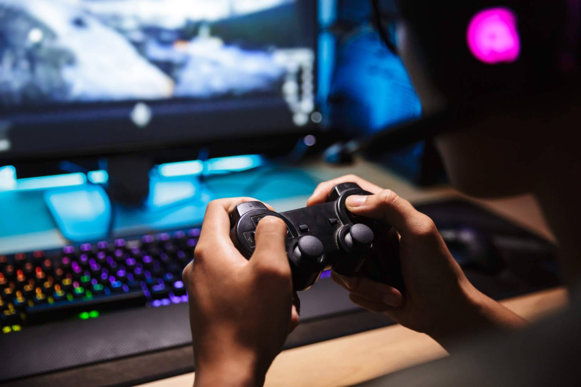 Diferencias entre monitores y televisiones gaming, con TCL