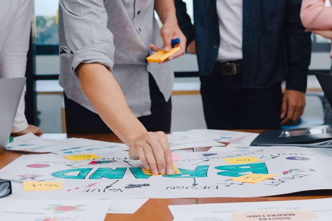 ¿Cuáles son las mejores prácticas de branding y posicionamiento en el marketing industrial?