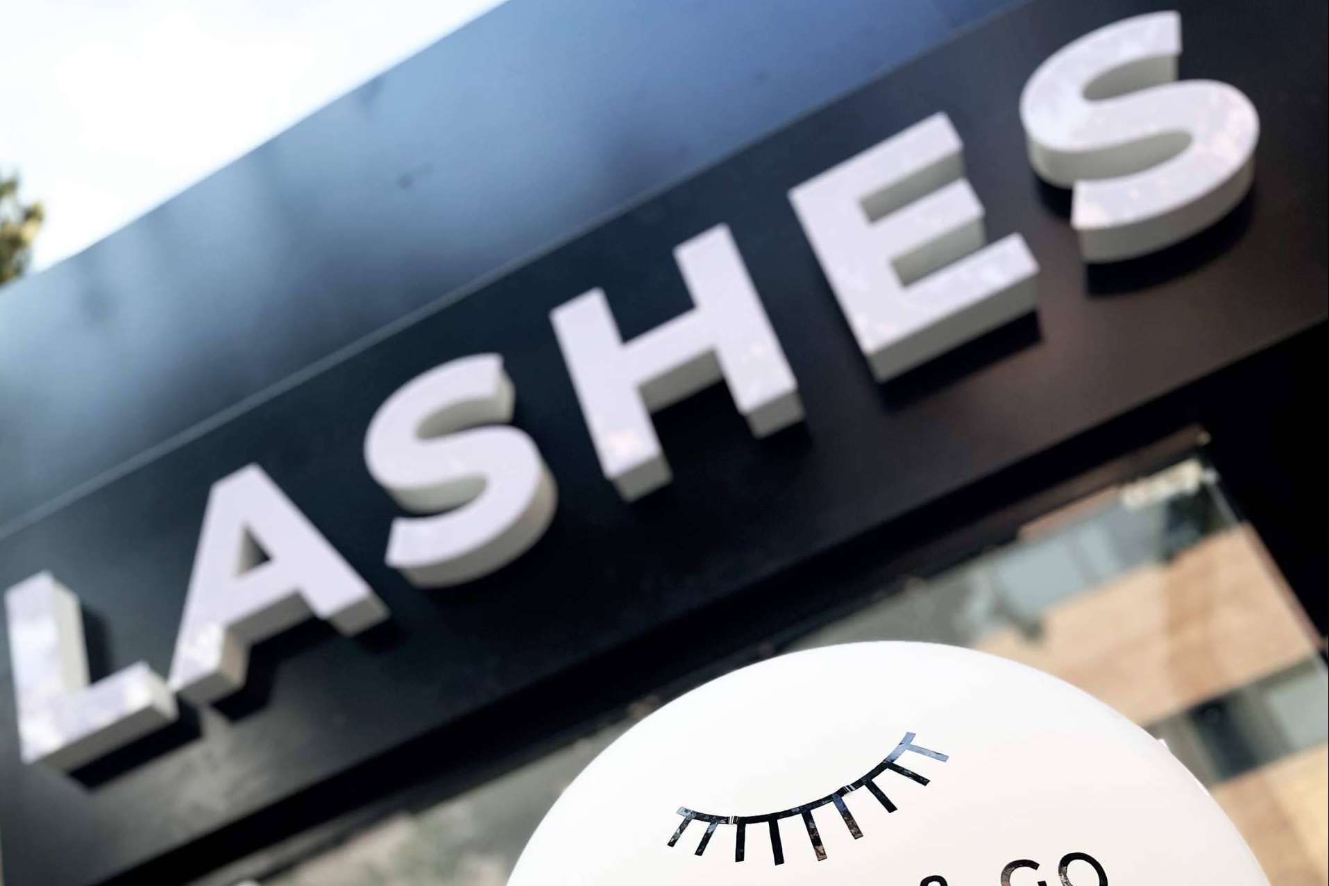 Las ventajas del modelo de franquicia de Lashes & Go en el mundo de la belleza