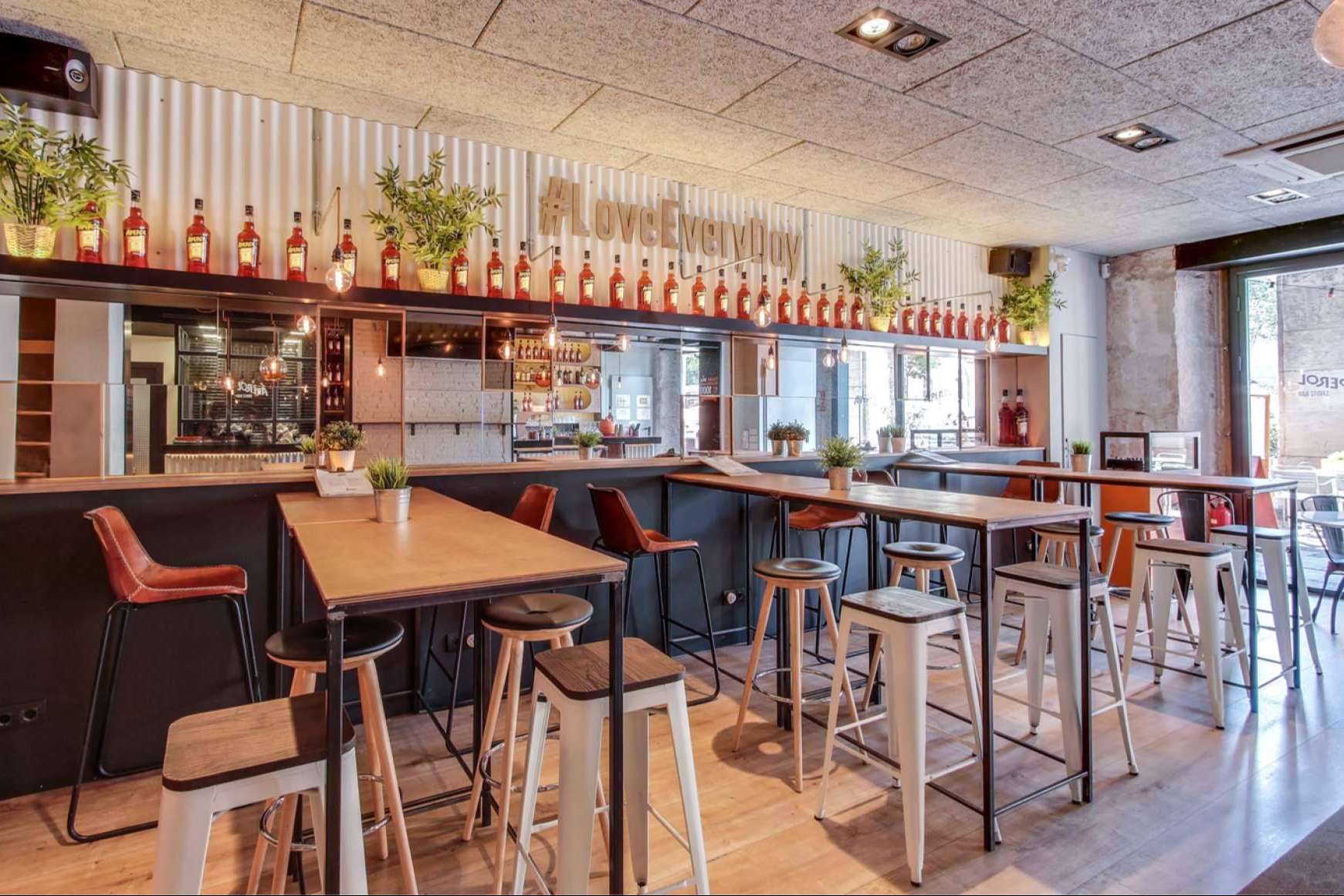 INDAStudio y el interiorismo de bares y cafeterías