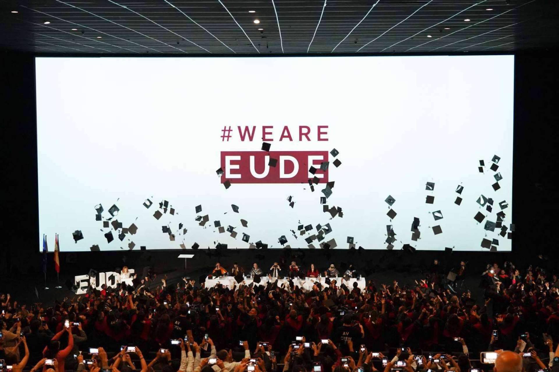 EUDE Business School congrega a más de 800 personas para celebrar el Acto de Clausura de su promoción marzo 2023-2024