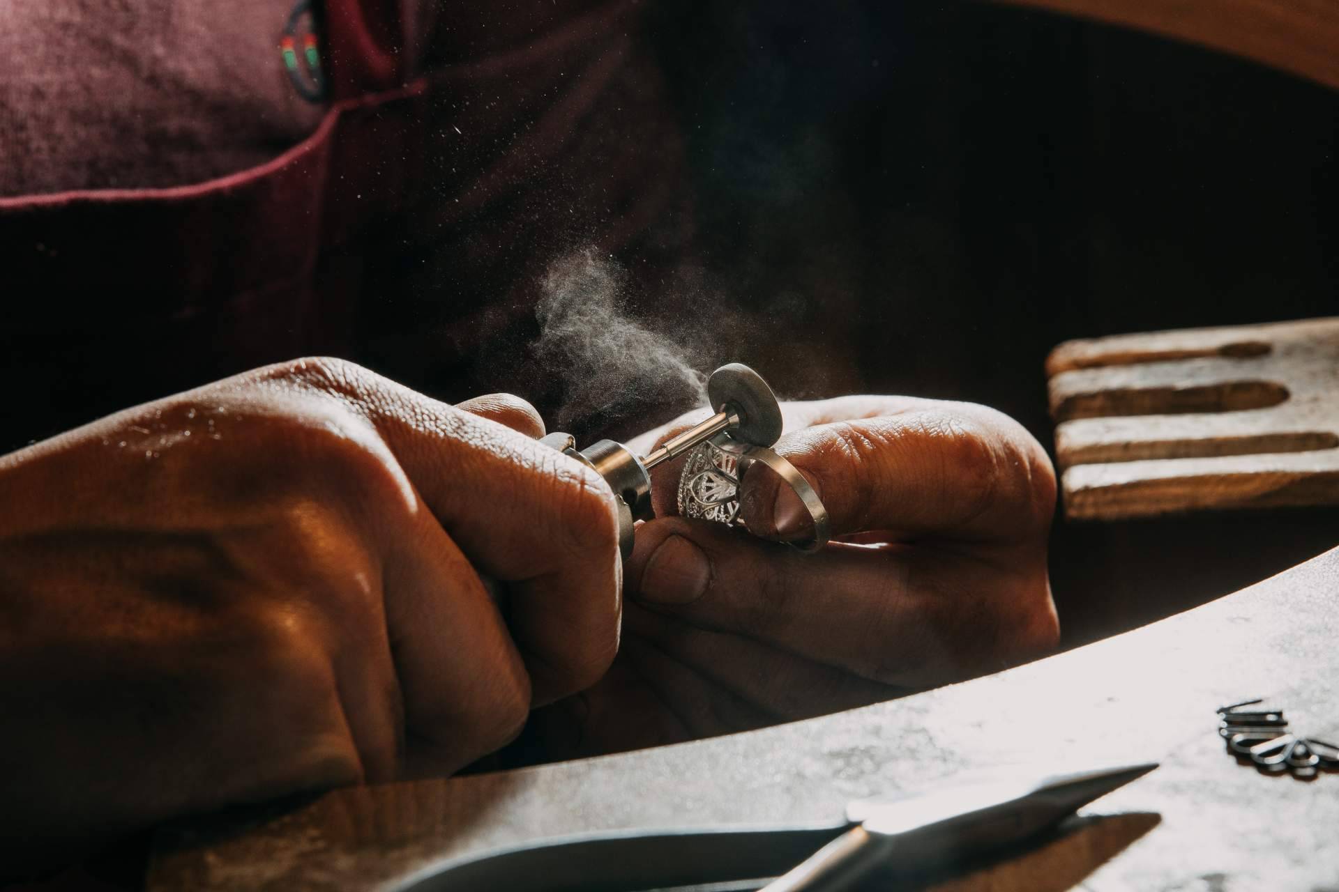 Revolucionar un taller con las nuevas herramientas de joyería