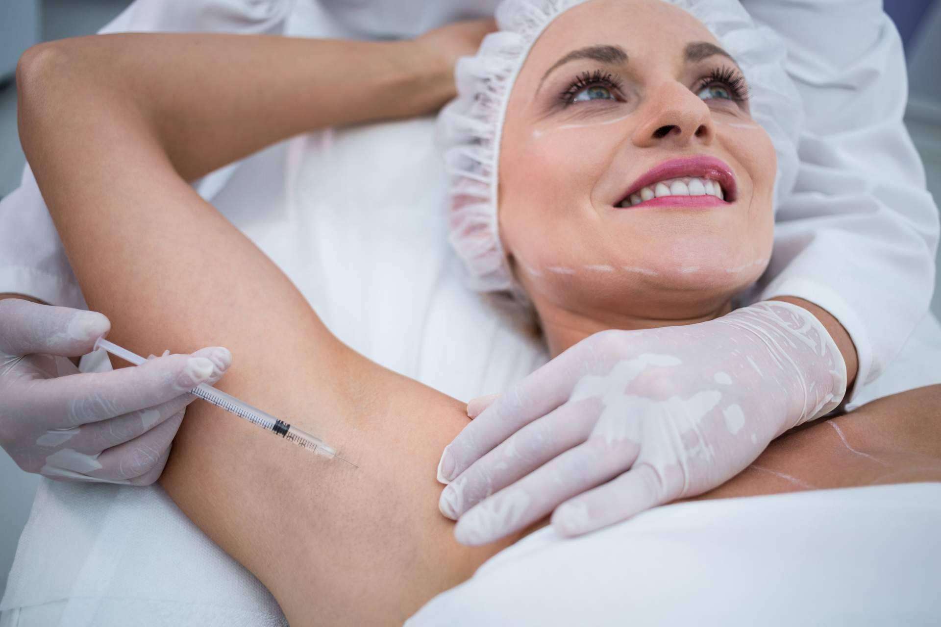 Tratar el sudor con bótox para la hiperhidrosis