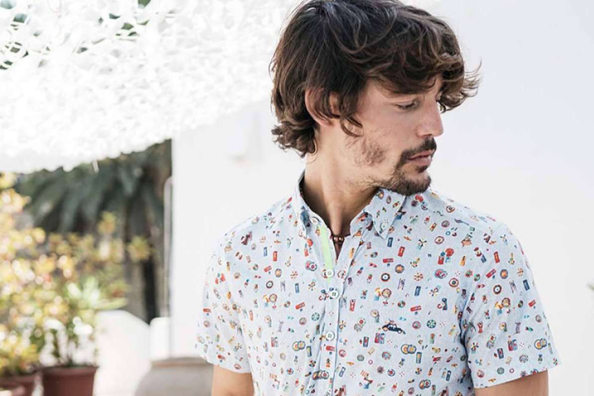 Camisas estampadas de hombre de Surfcar. Vanguardismo y estilo