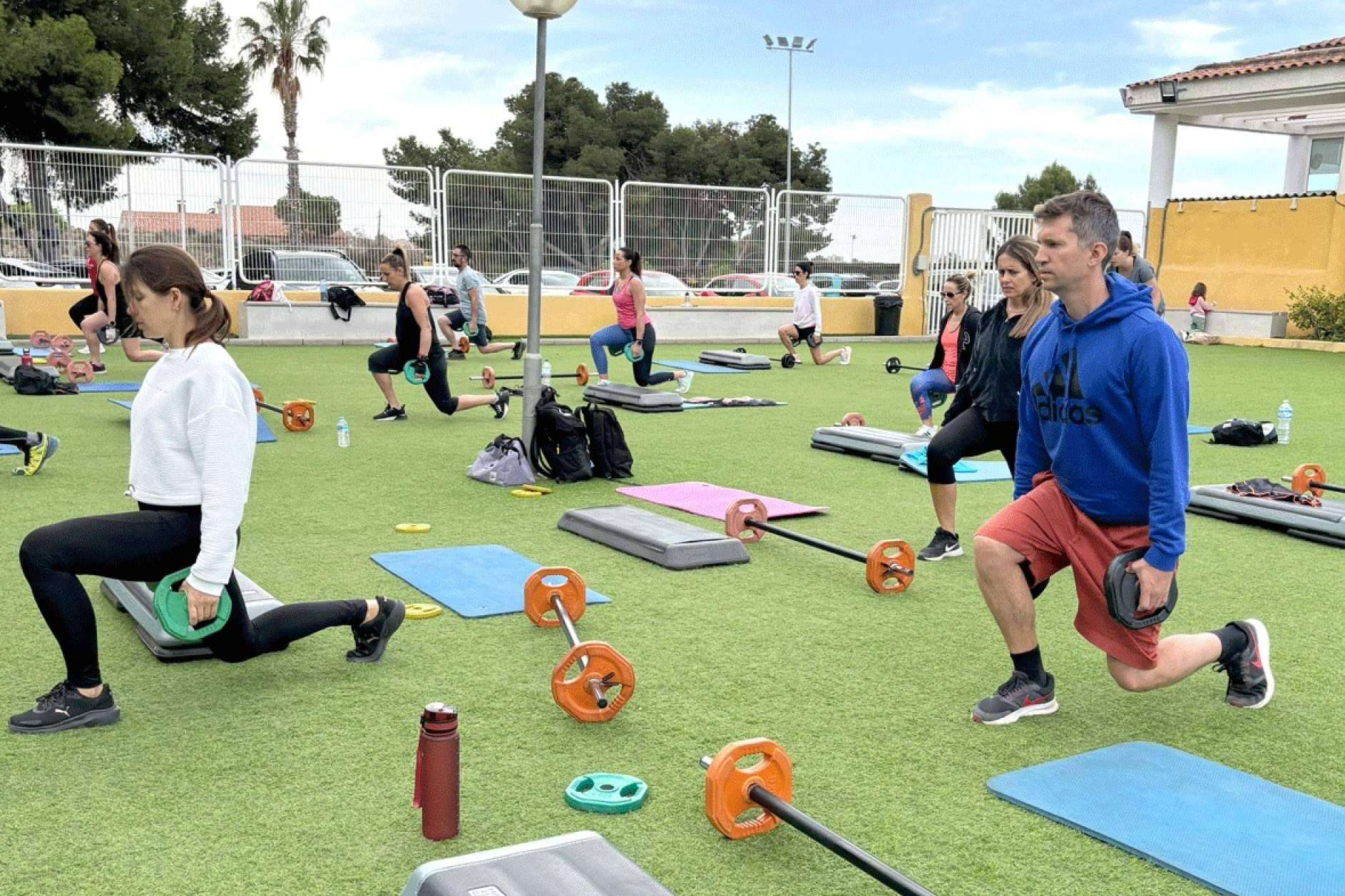 Clases dirigidas al aire libre en Alicante