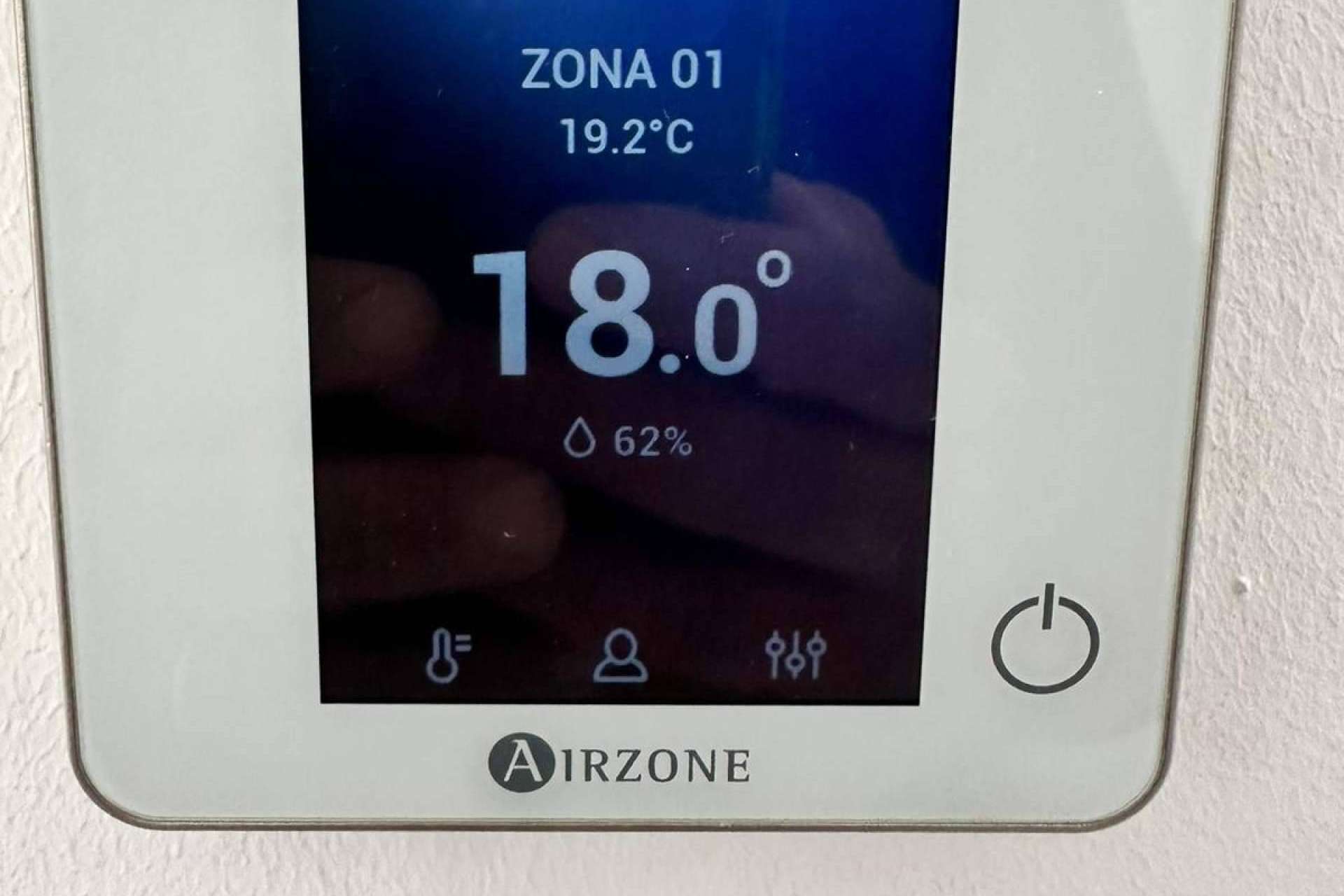 Zonificación de aire acondicionado centralizado por Airzone