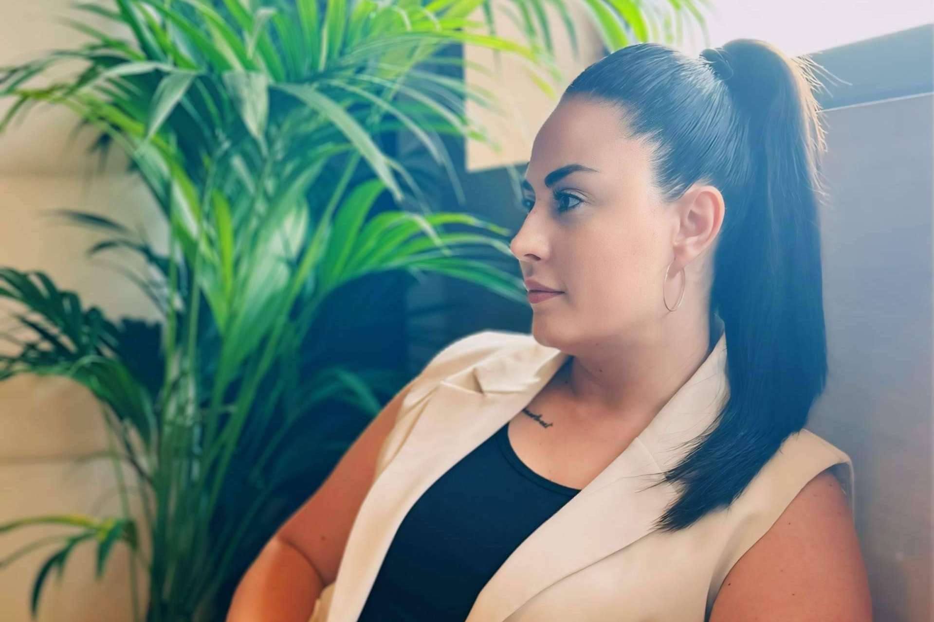 Carmen Lewis ayuda a superar la crisis existencial de los 40 años