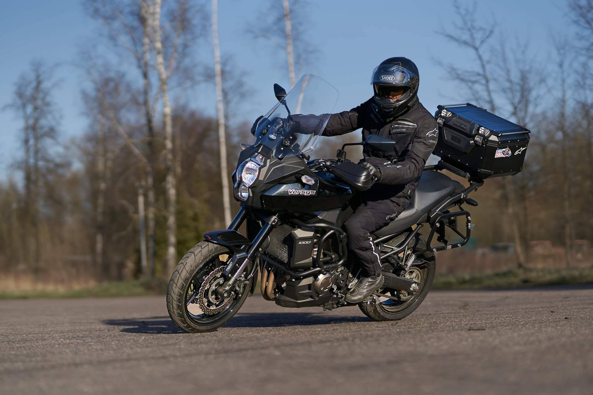 Estos son los beneficios de conducir moto en cualquiera de las estaciones del año