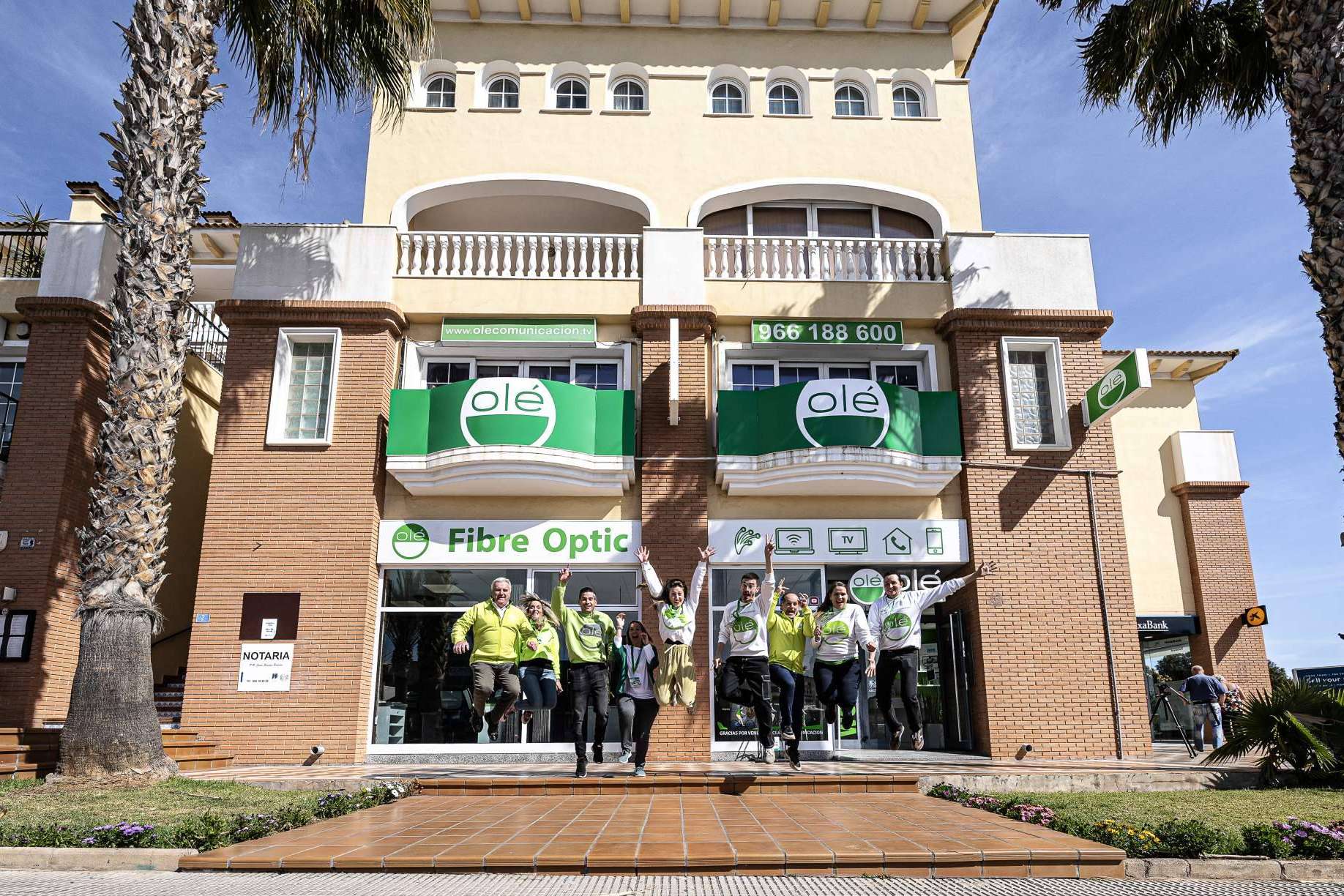 Olé Comunicación ofrece el acceso a internet sin límites a través de su servicio de fiber optic en Orihuela Costa