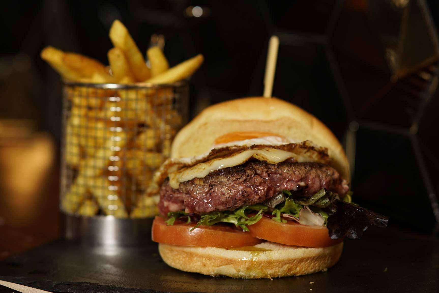 Variedad y calidad con recetas originales de fast food, de la mano de New York Crush