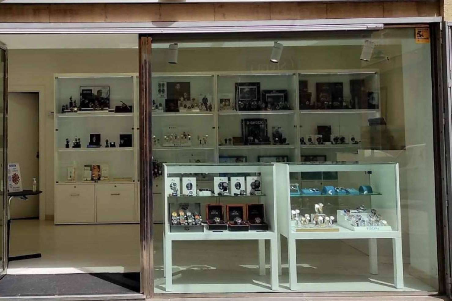 Estilo e innovación, smart rings y smart wallets llegan al catálogo de Elegance