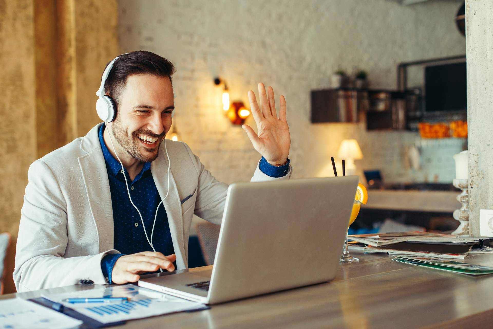 Oferta navideña; aprender inglés con horarios flexibles y un 30% descuento