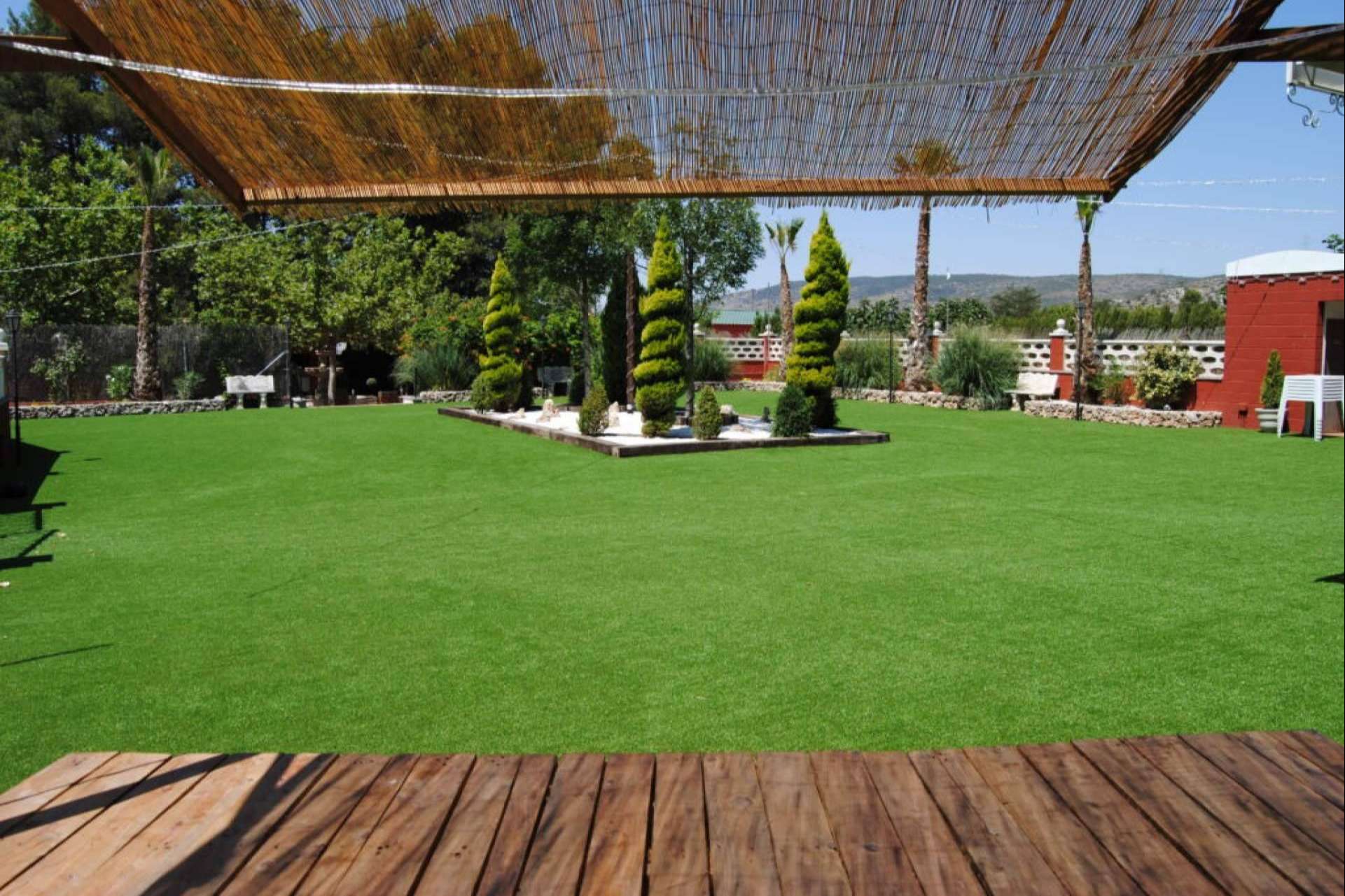 Césped artificial para eventos, funcionalidad y resistencia con Albergrass