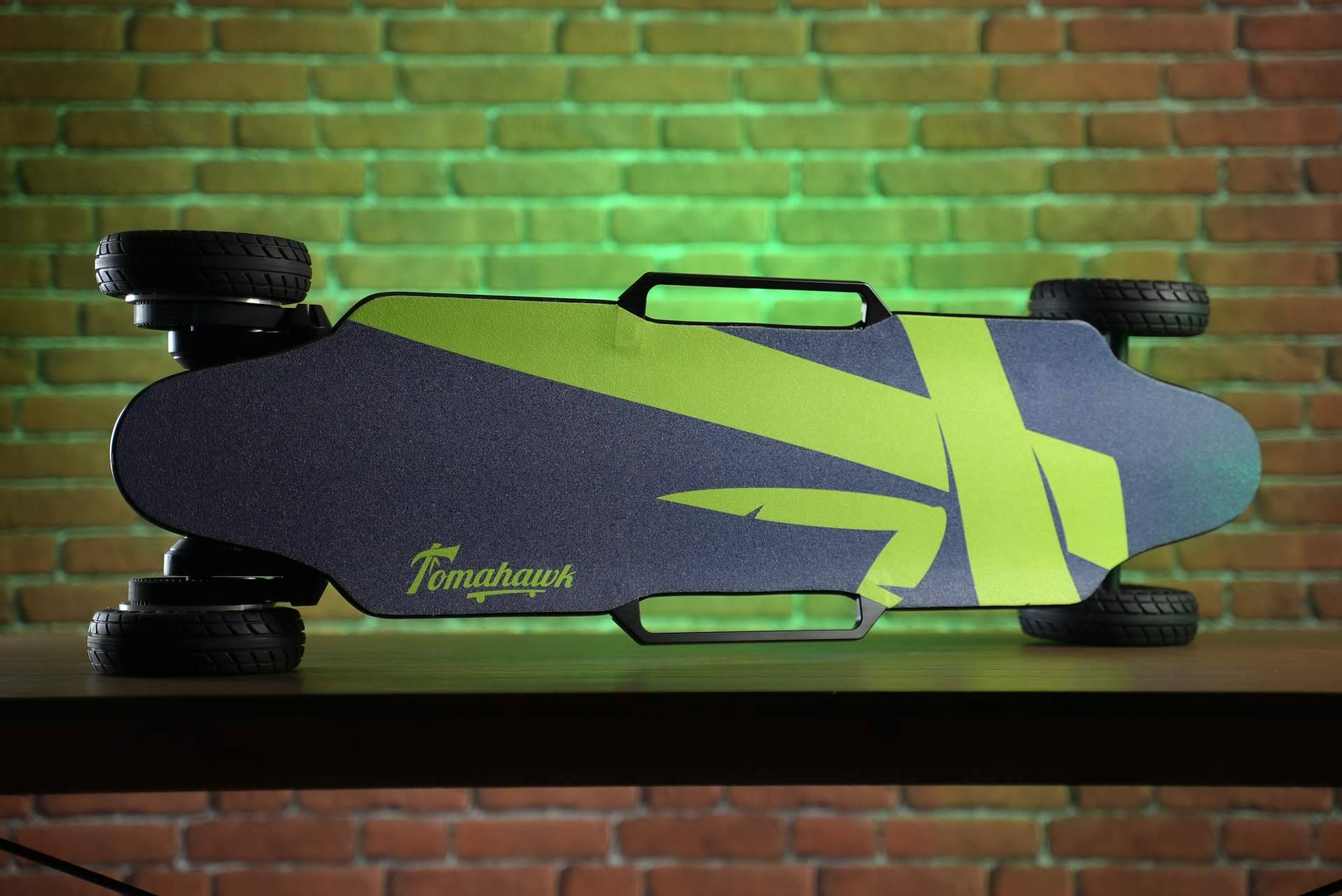 Características del Tomahawk Hatchet, el longboard eléctrico todoterreno