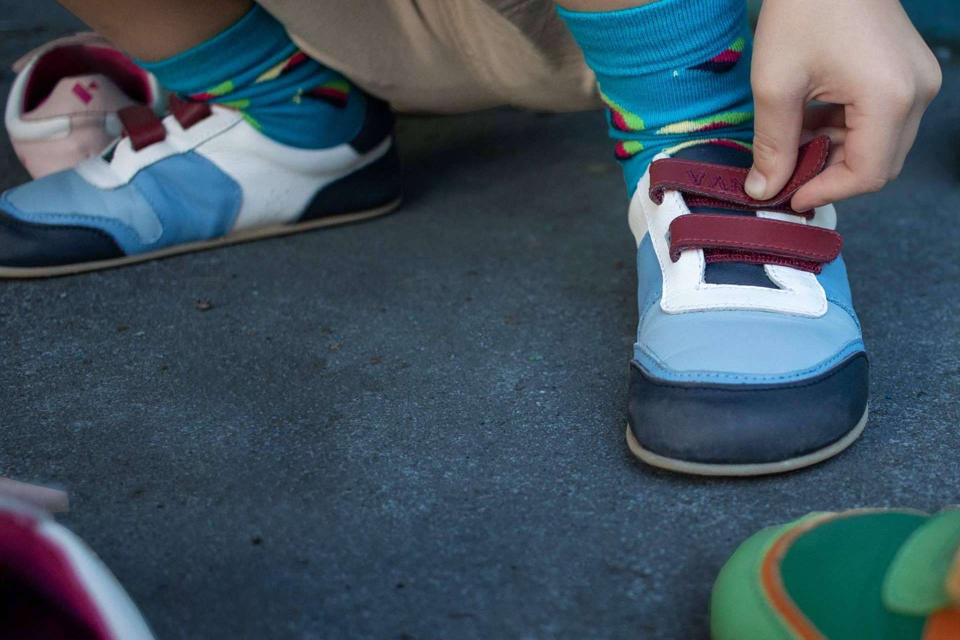 Zapatos barefoot para toda la familia; Vandiz arrasa en su debut con diseños únicos y funcionales