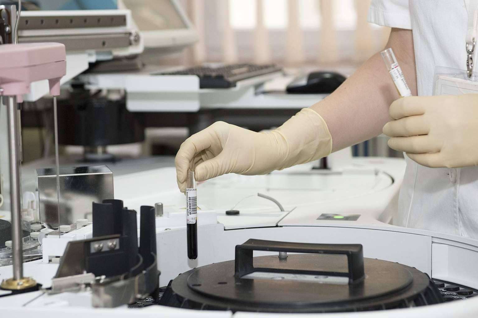 Seguridad en laboratorios, equipos de protección microbiológica y química de Pidiscat