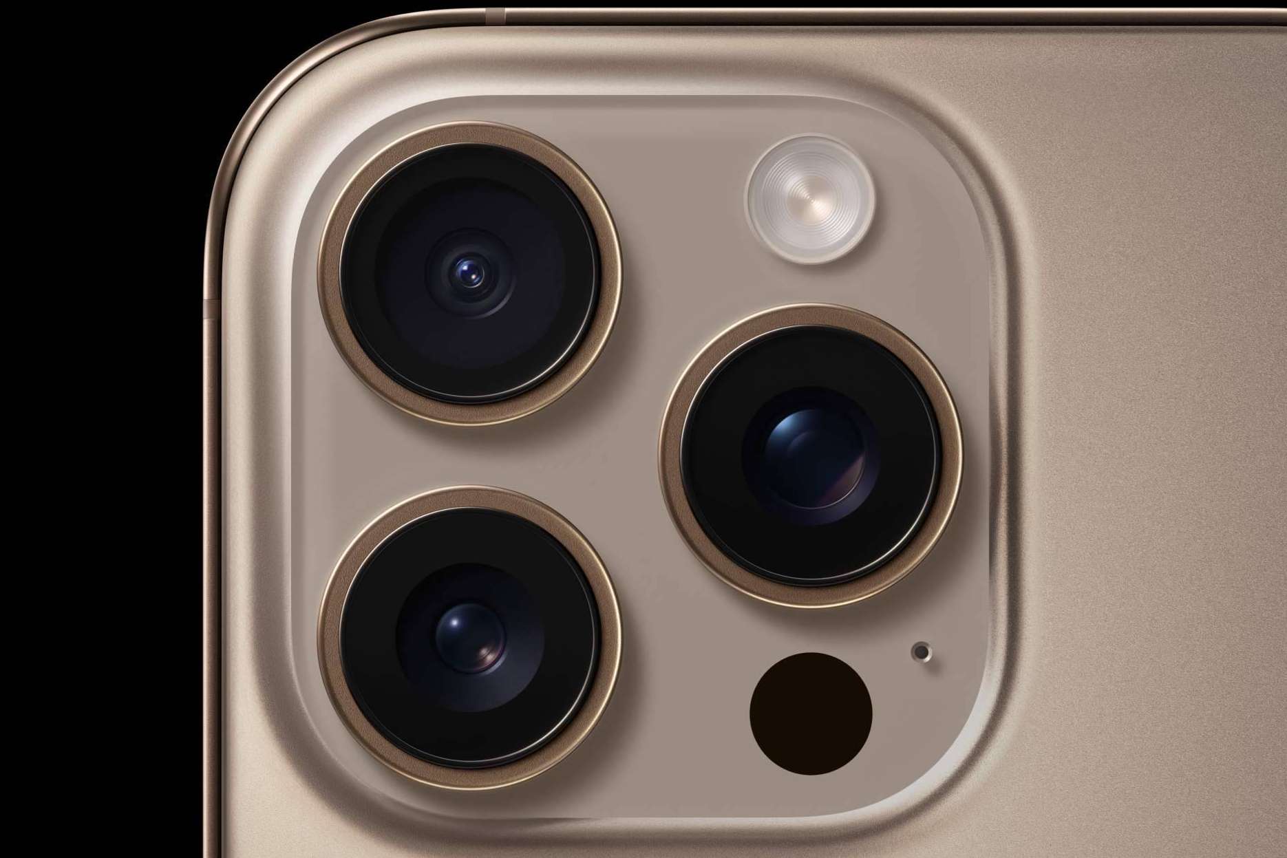 Conseguir e el iPhone 16 Pro Max a uno de los mejores precio en España; ¡300€ de ahorro!