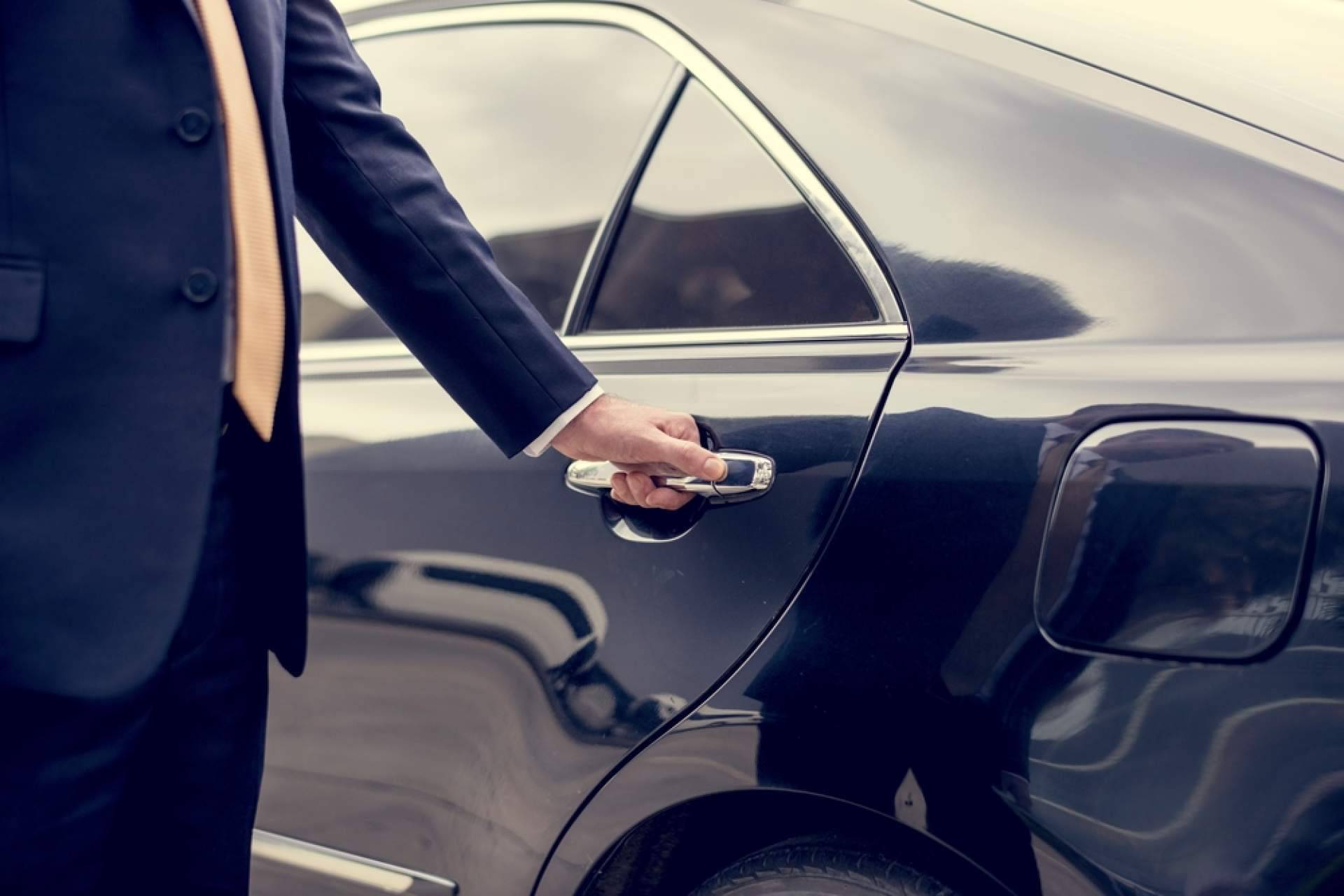Turismo y movilidad en Canarias; Canarias.com optimiza el alquiler de coches y traslados