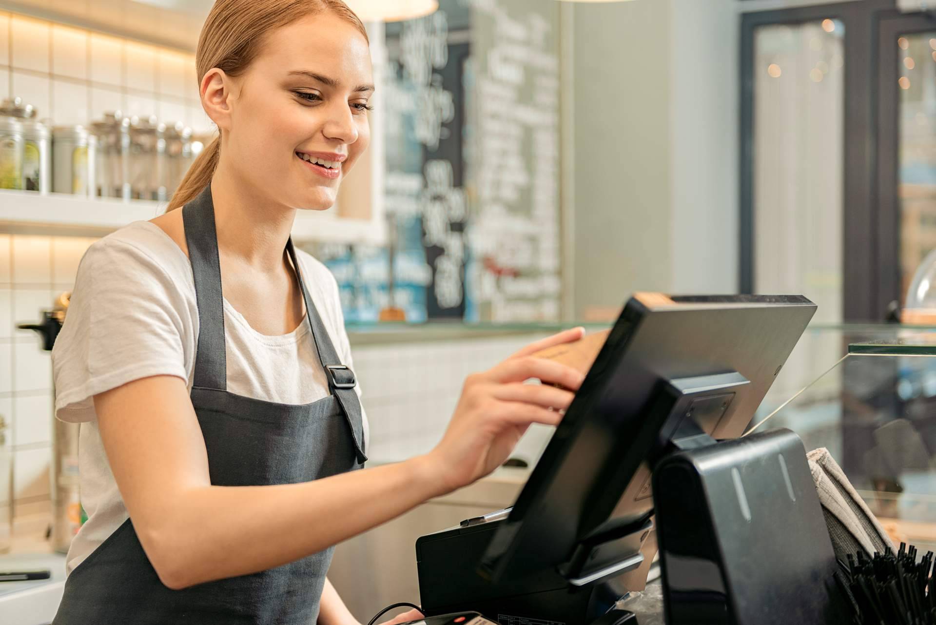 Albira Solutions impulsa la transformación digital del retail con soluciones para ventas, marketing y operaciones