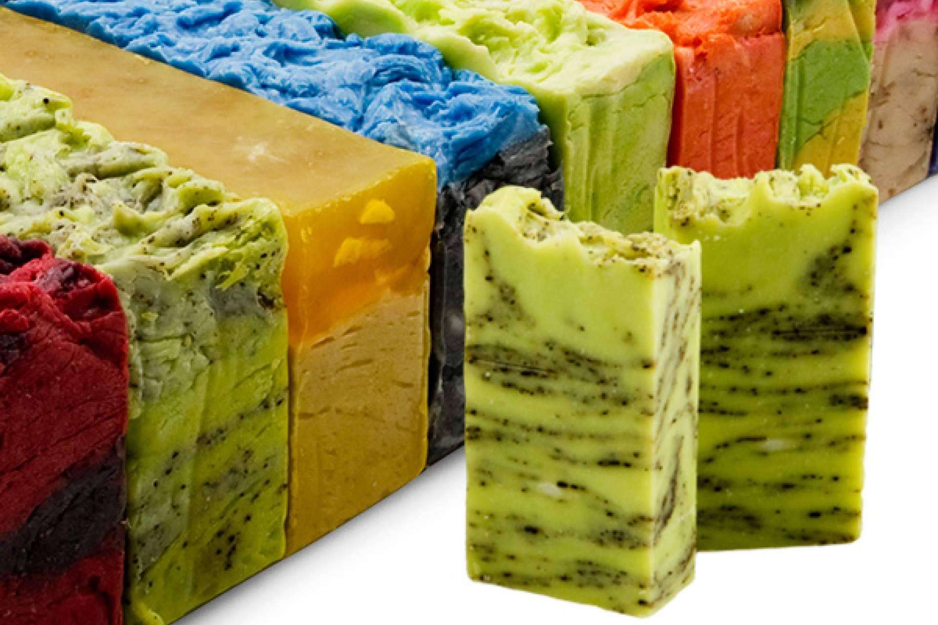 AlCorteSoap ofrece jabonería, perfumería y cosmética natural para negocios en crecimiento
