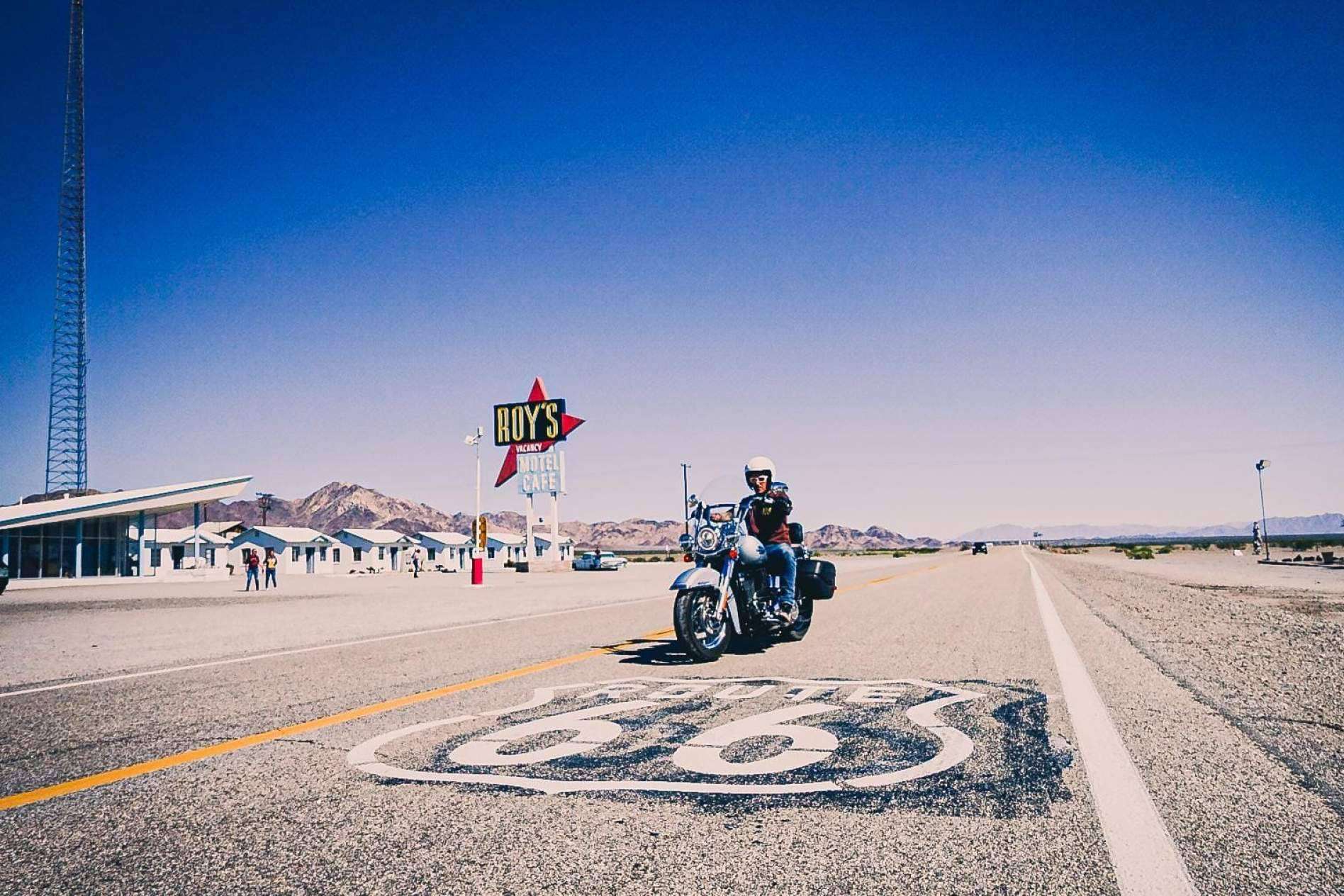 Motorbeach Viajes conecta paisajes y personas a través de viajes en moto personalizados