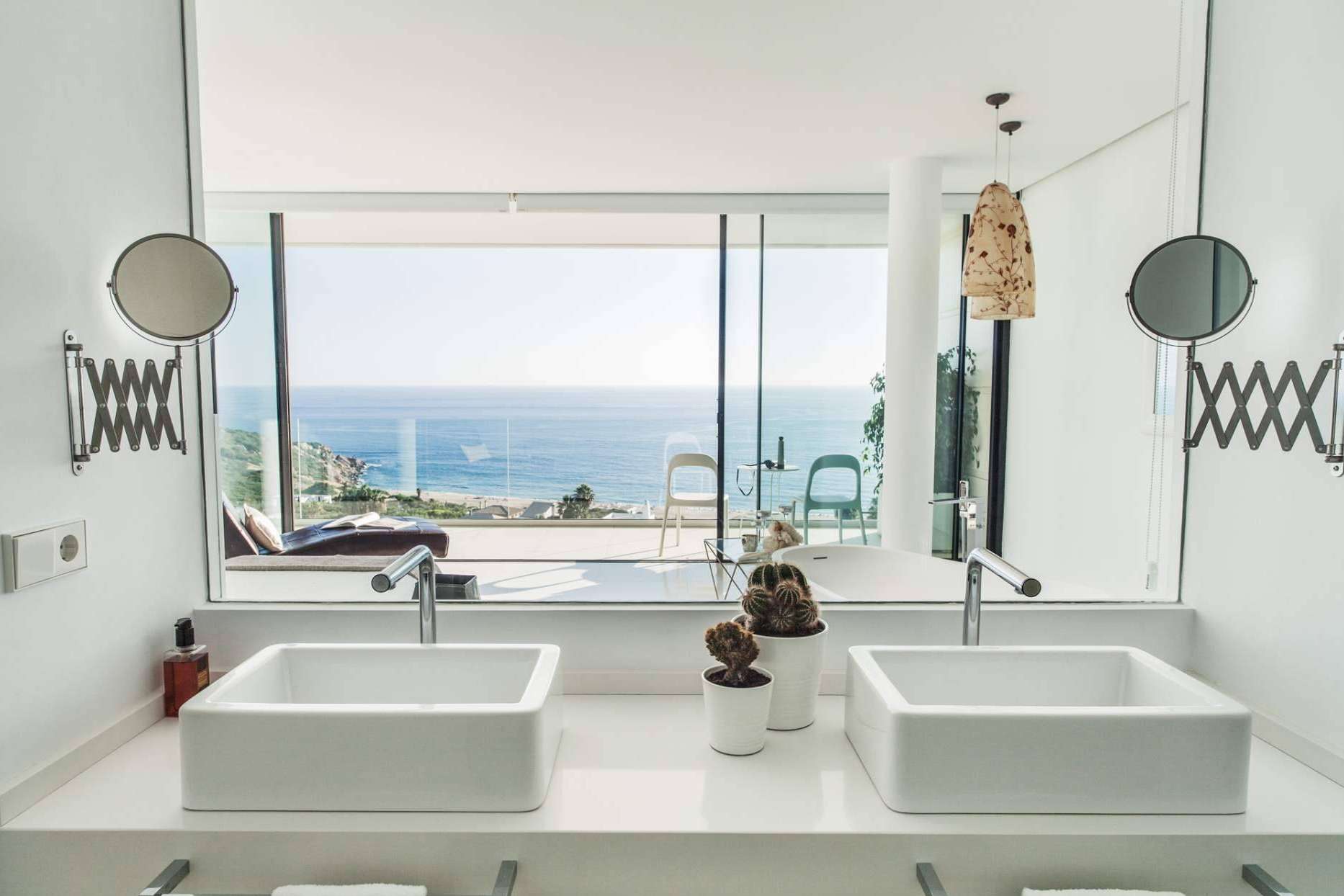Alquiler de villa de lujo en Zahara de los Atunes, un paraíso con piscina y jacuzzi