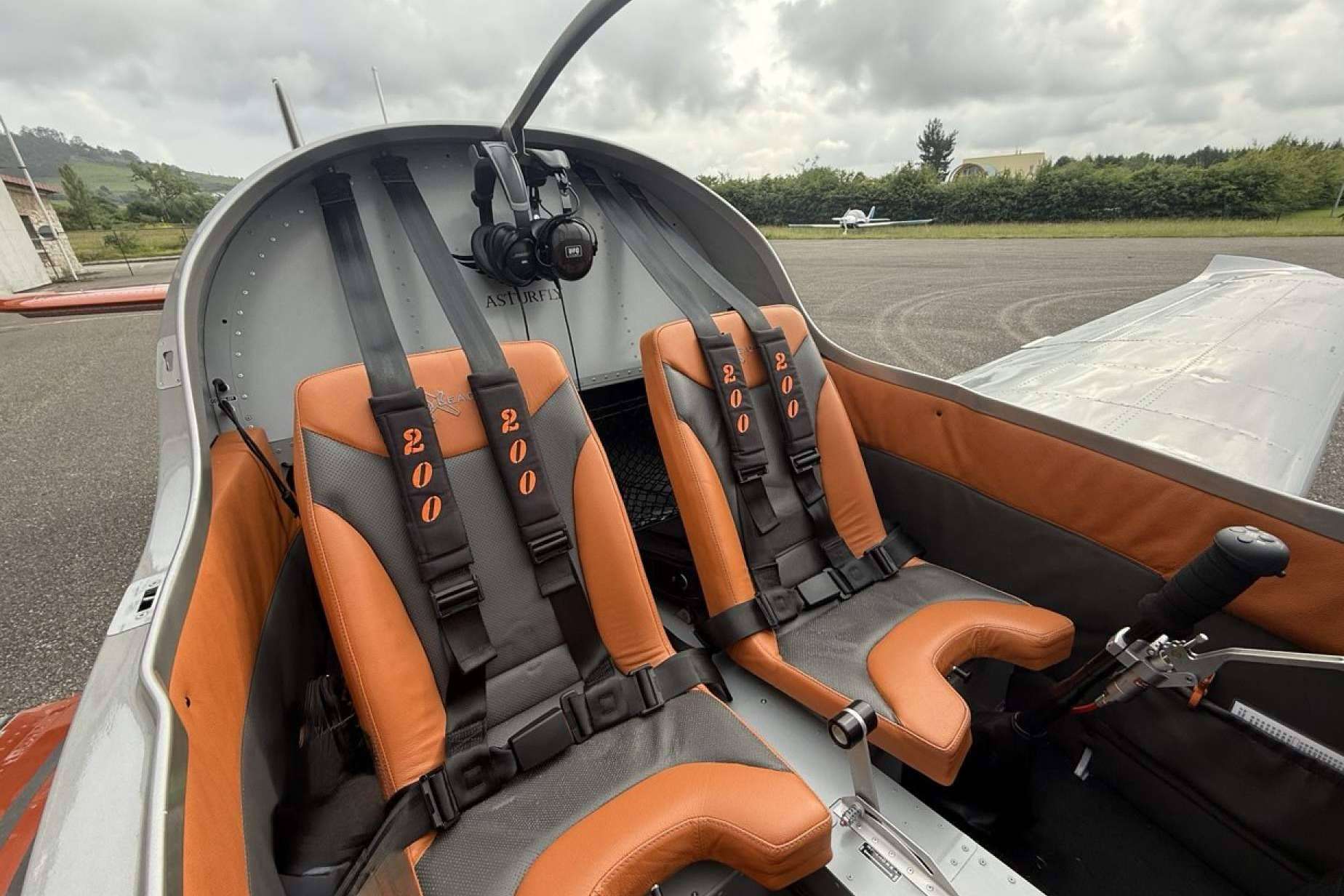 Asturfly ofrece la emoción de volar como piloto de ultraligero sin necesidad de licencia