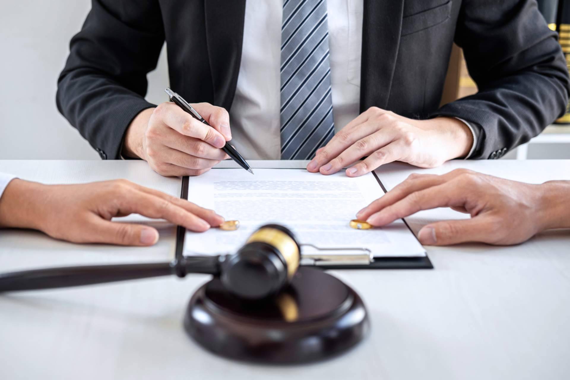 AJM Abogados ofrece soluciones integrales en Derecho de Familia en Madrid, con más de 20 años de experiencia