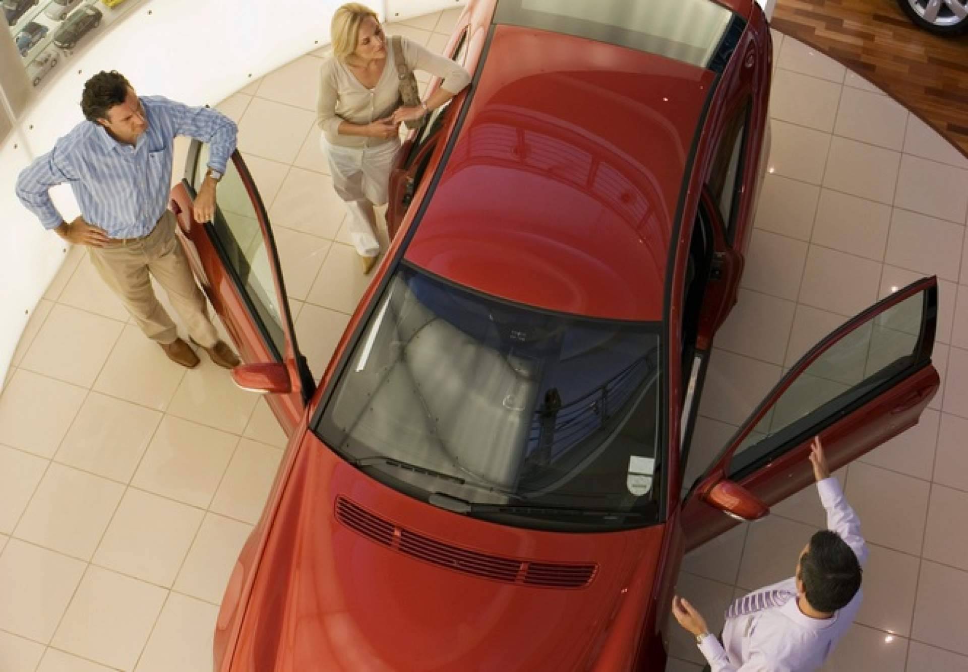 Transferencias de coche desde casa, SG24 agiliza los trámites sin desplazamientos ni esperas en la DGT