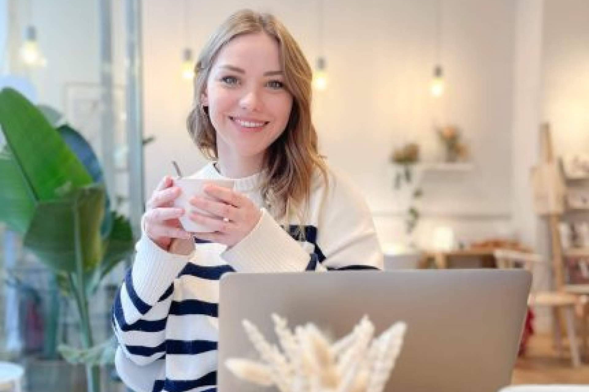 La alimentación consciente e intuitiva, eje del trabajo de la dietista Julia Schulz en entornos digitales