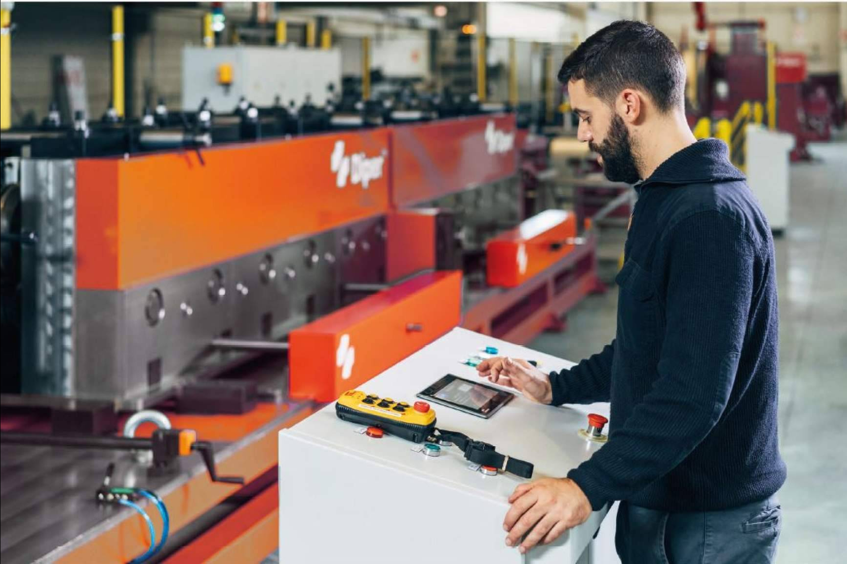 Diper Maquinaria impulsa la Industria 4.0 en líneas de perfilado con monitorización en tiempo real