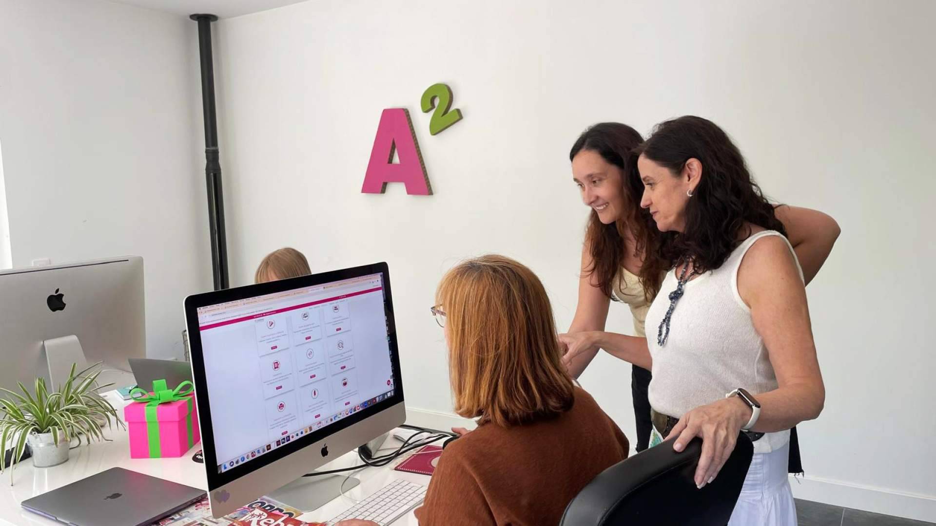 A2 Colores impulsa el diseño gráfico y web en Madrid para reforzar la imagen de marca empresarial