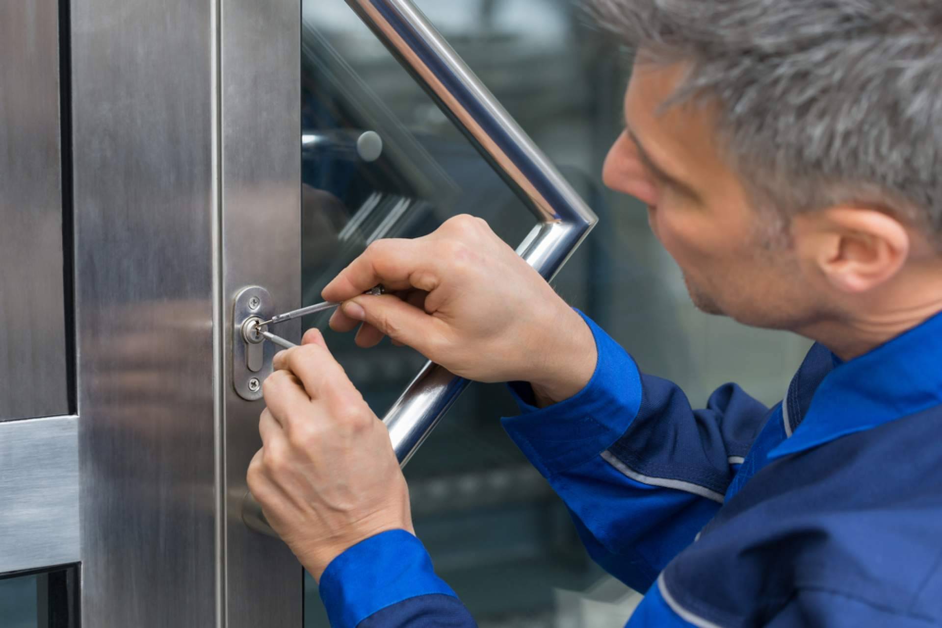 Soluciones González refuerza su servicio de cerrajería 24 horas en Madrid, Alicante y Benidorm