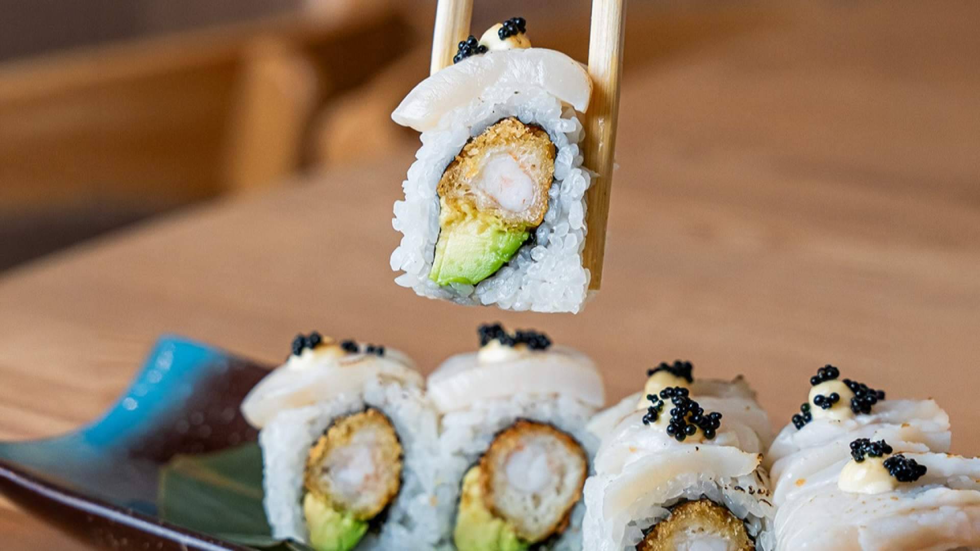La Uramakeria plantea una opción de sushi delivery para compartir, repetir y pedir a domicilio