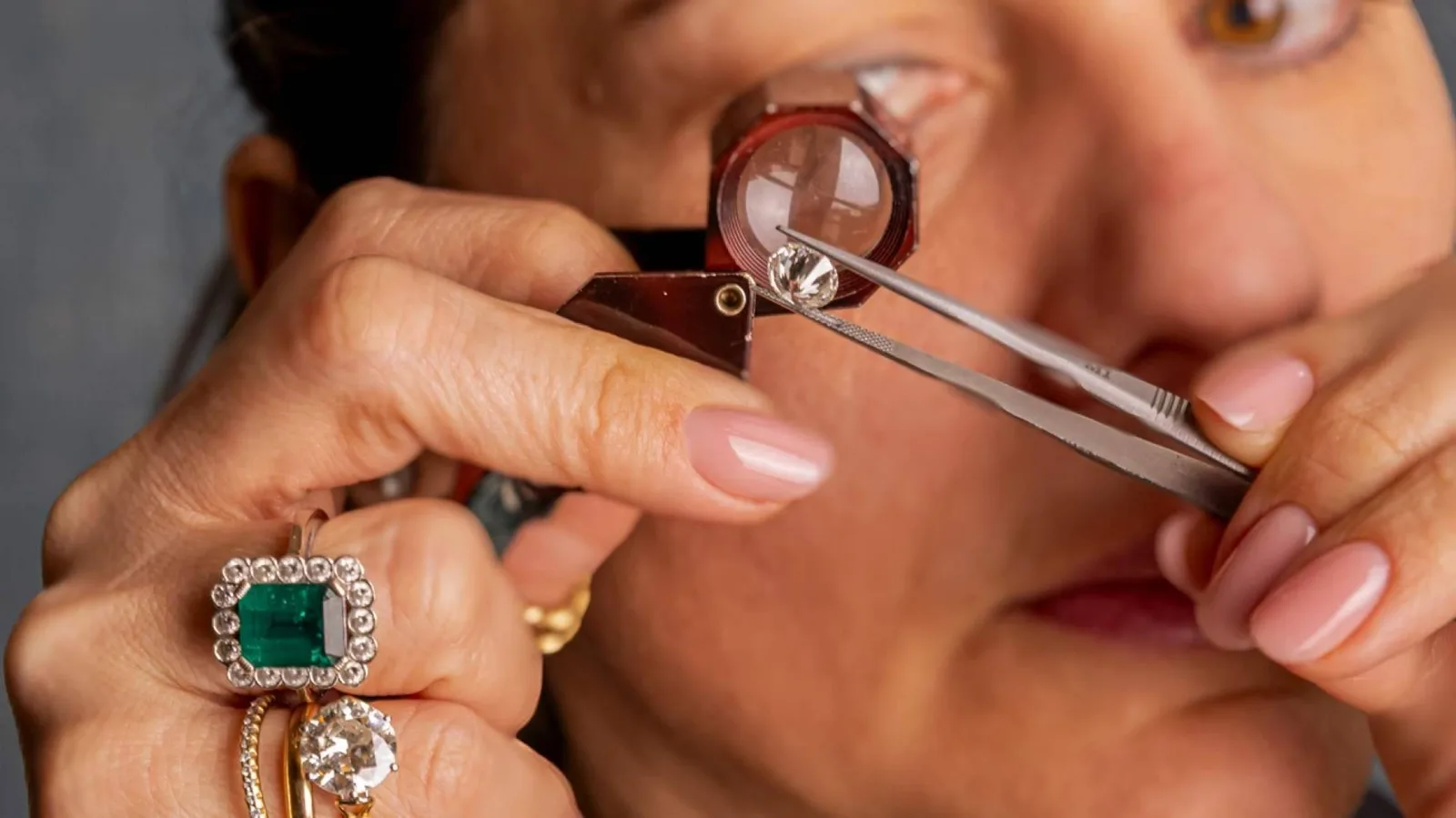El precio del oro devuelve las joyas heredadas al mercado; cuándo valen más que su peso